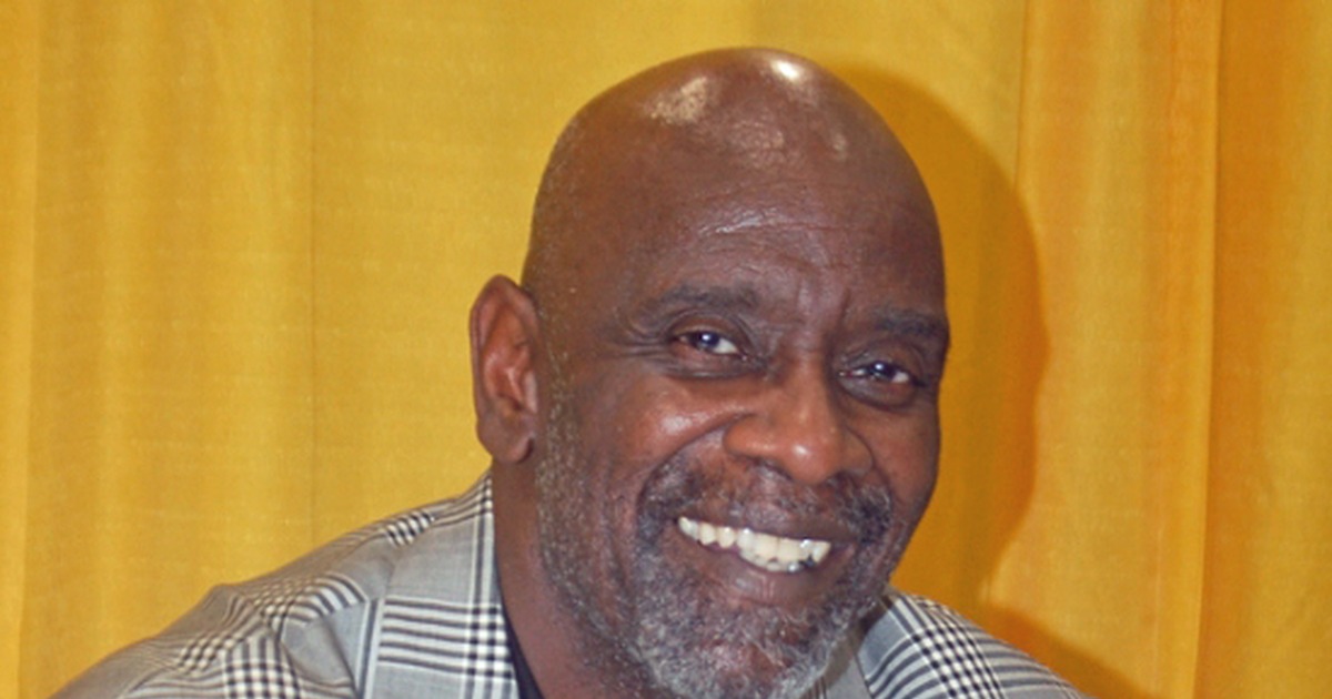Tidur di Toilet Stasiun dengan Anak Balita, Lalu Jadi Millionaire Wall Street
